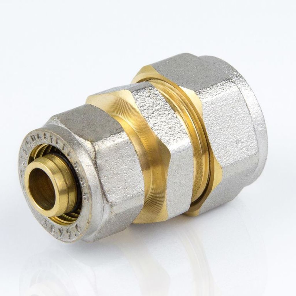 Муфта ВР 20х1/2" STC