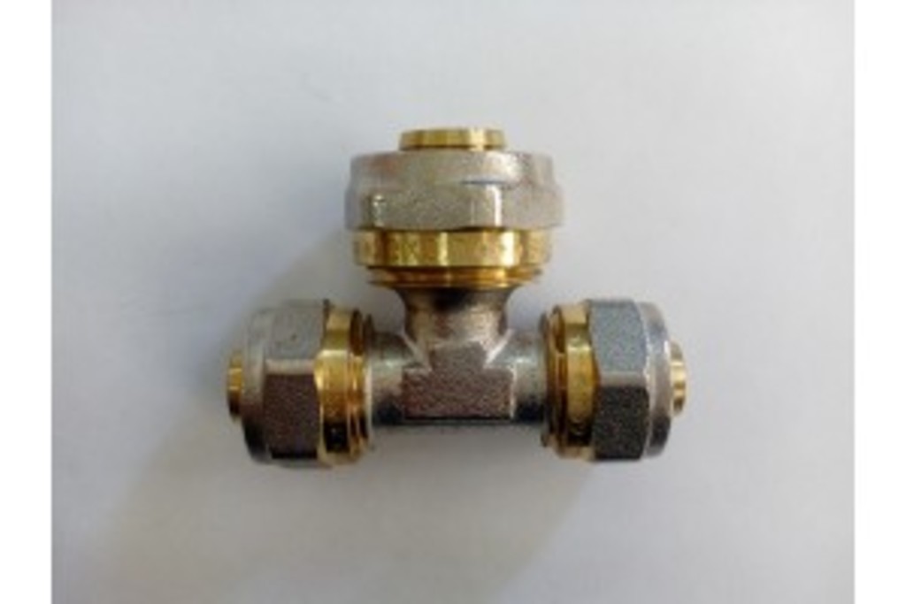 Тройник 20х20х16 STC